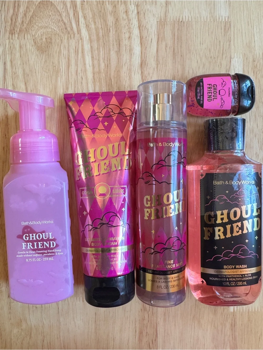 Bath & Body Works Ghoul Friend Pink and Gold Bath & Body Gift Set